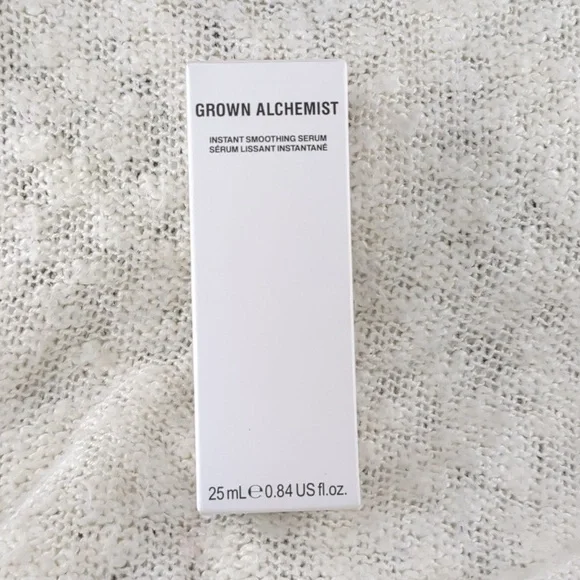 Grown Alchemist Instant Smoothing Serum, 25ml/0.84fl oz - Picture 4 of 10